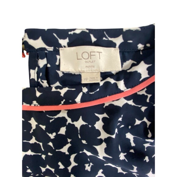 LOFT OUTLET Ann Taylor Top Women’s Abstract Print Blouse Blue White Sz Petite M - Picture 2 of 8